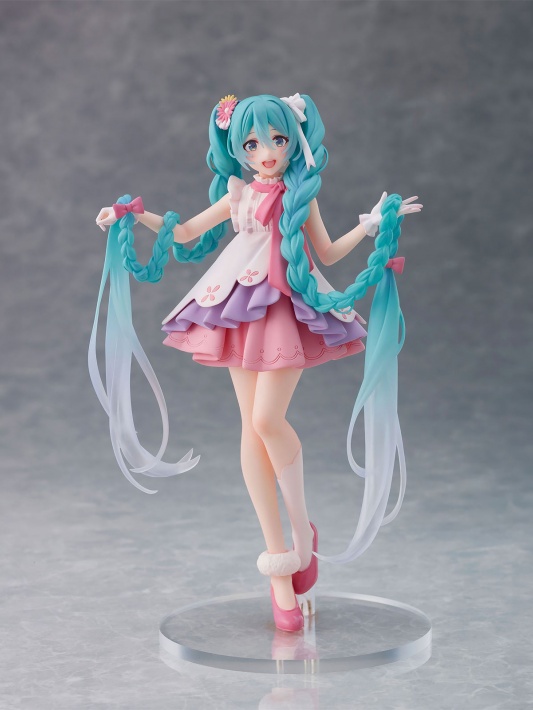 Vocaloid Wonderland Hatsune Miku Rapunzel